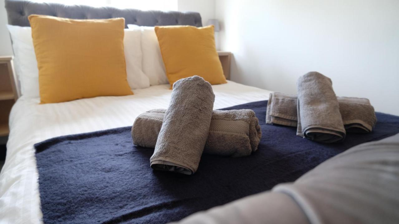 בורנמות' Intimate Entire Flat 9-Min Walk To Boscombe Beach מראה חיצוני תמונה